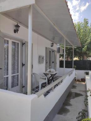 Victory's house, 3min walk to Skala's sandy beach